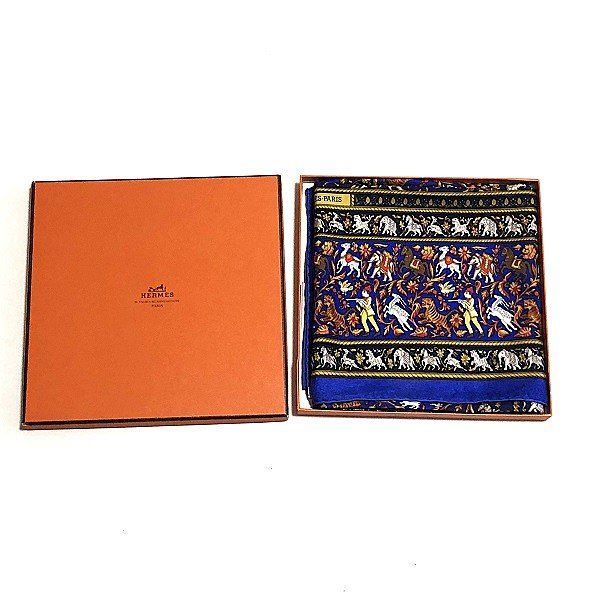 □【美品】HERMES エルメス 大判スカーフ カレ90 ケース付き CHASSE EN  INDEフランス製シルク100%/am-A-210-5730-1.12/高級/本物/アニマル - メルカリ