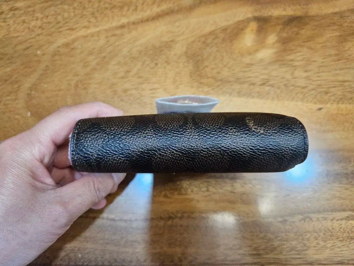 コーチウォレット新商品