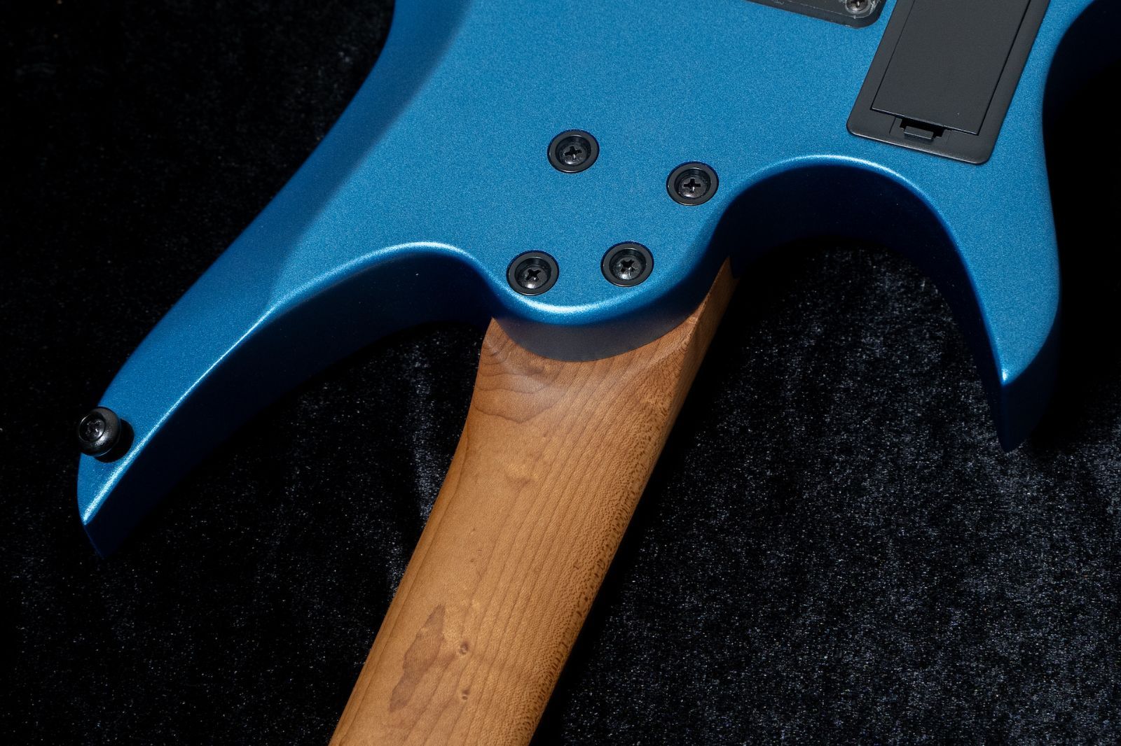 new】HEX Guitars / N500 Metallic Electric Blue - メルカリ