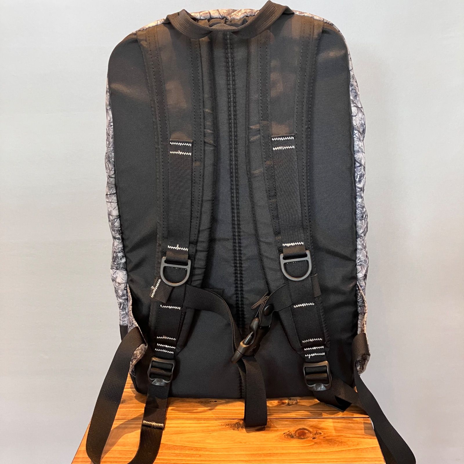 SOPHNET. GREGORY グレゴリー デイパック 迷彩 別注 SOPHNET. GREGORY グレゴリー デイパック 迷彩 別注 GREGORY