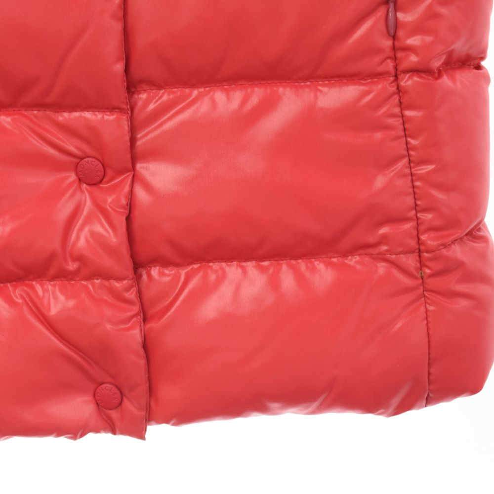 MONCLER (モンクレール) GAHANA ガーナ 胸元ロゴワッペン ダウン