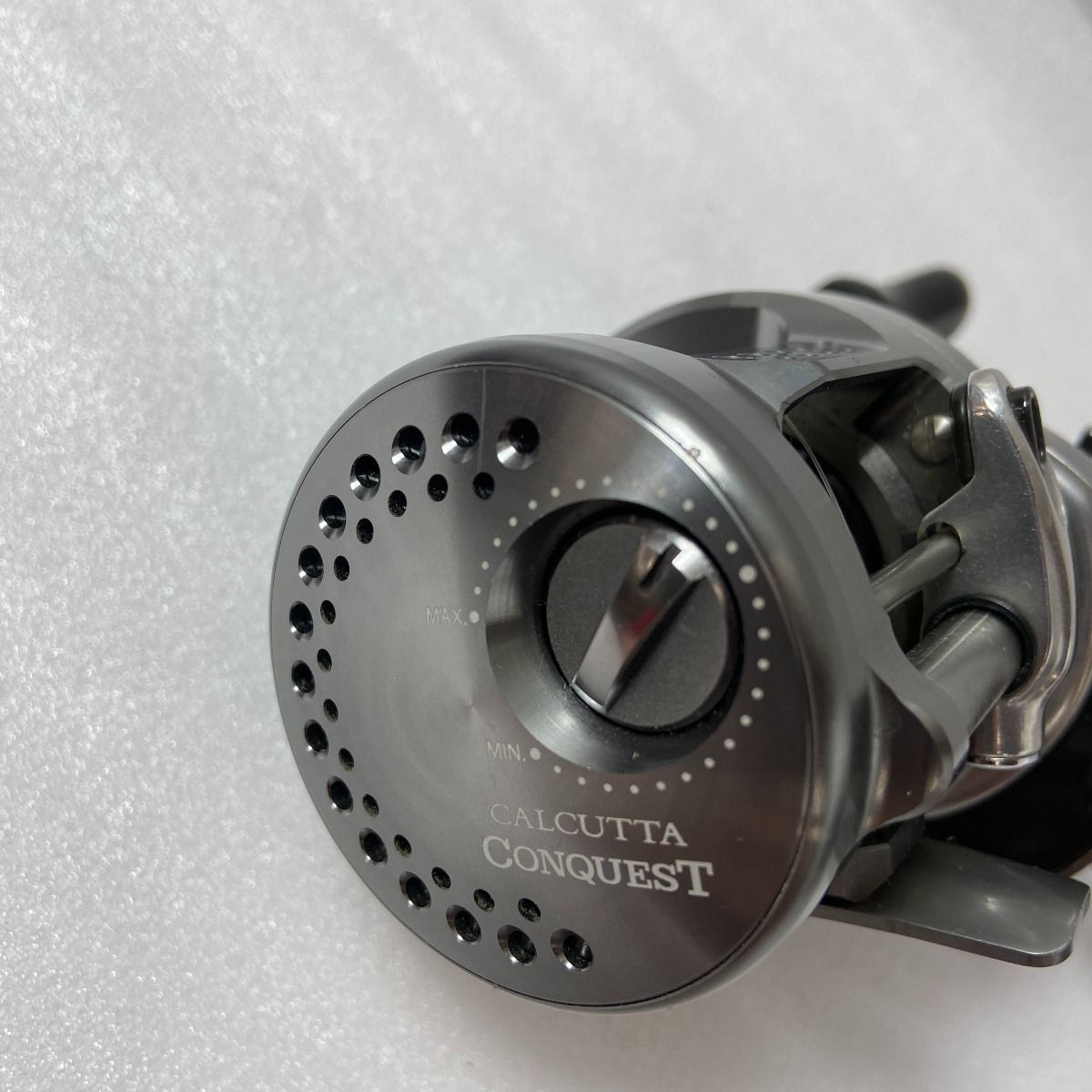 ΨΨSHIMANO シマノ 17カルカッタコンクエストBFSHGスピニング