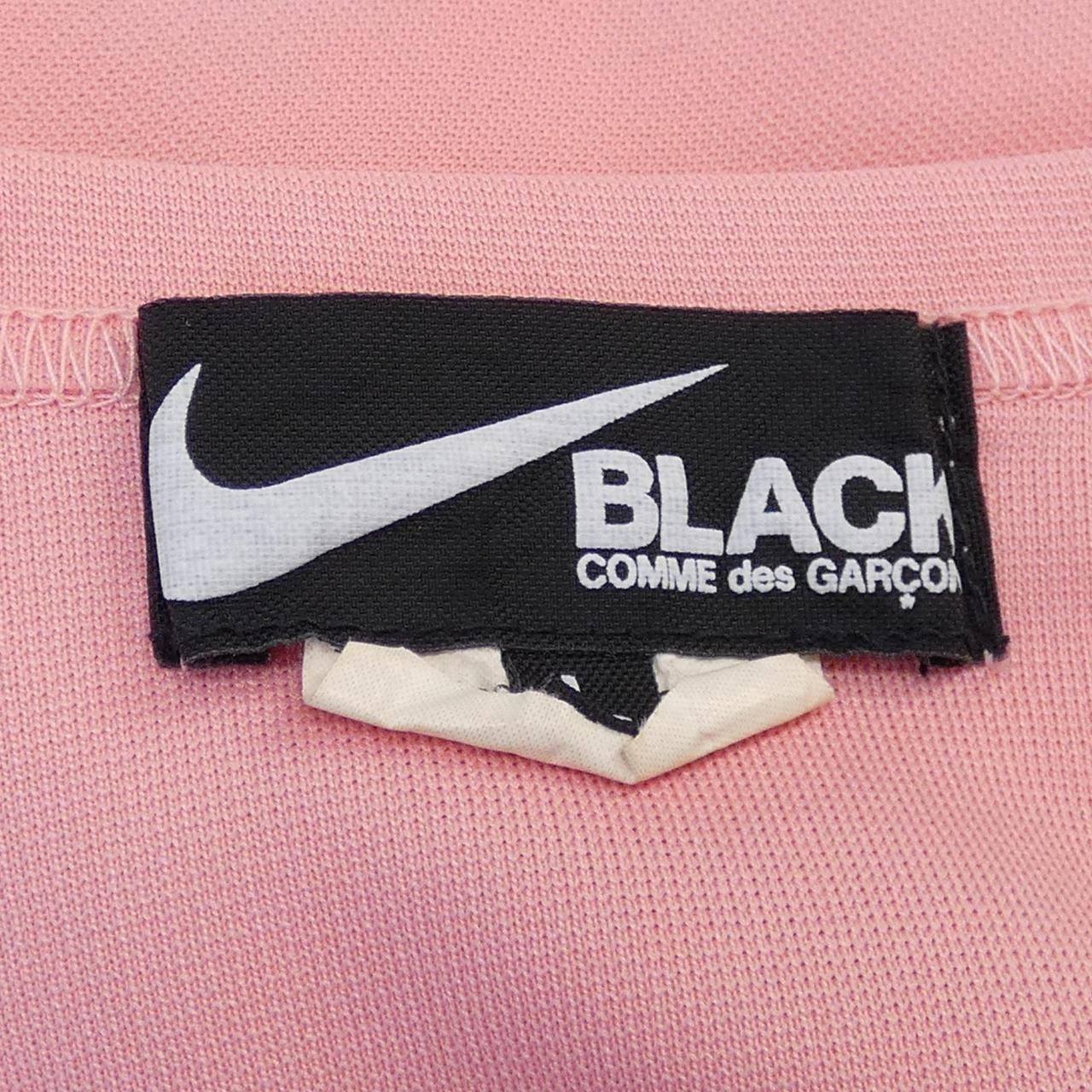 BLACK GARCONS