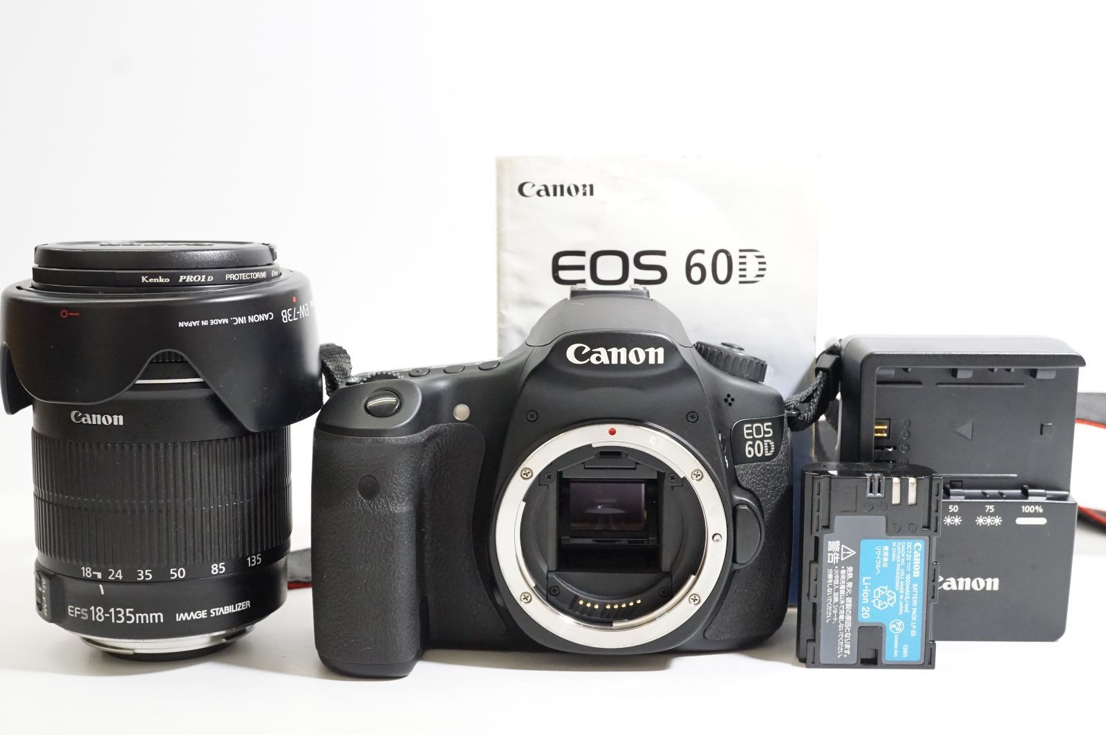 C111108)Canon EOS 60D デジタル一眼レフ 18－135㎜ レンズキット 