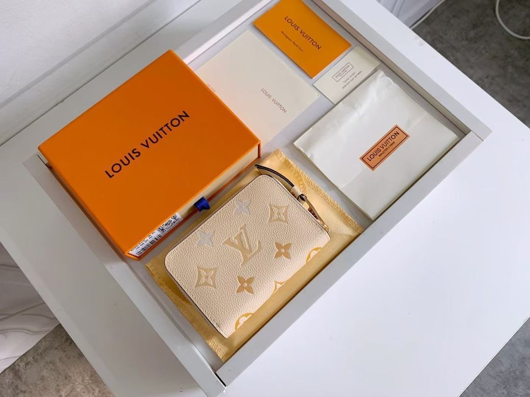 【ルイヴィトン】モノグラム コインケース グゼ/8×9.5×2cm/真贋鑑定済 ルイヴィトン】モノグラム コインケース グゼ/8×9.5×2cm/真贋