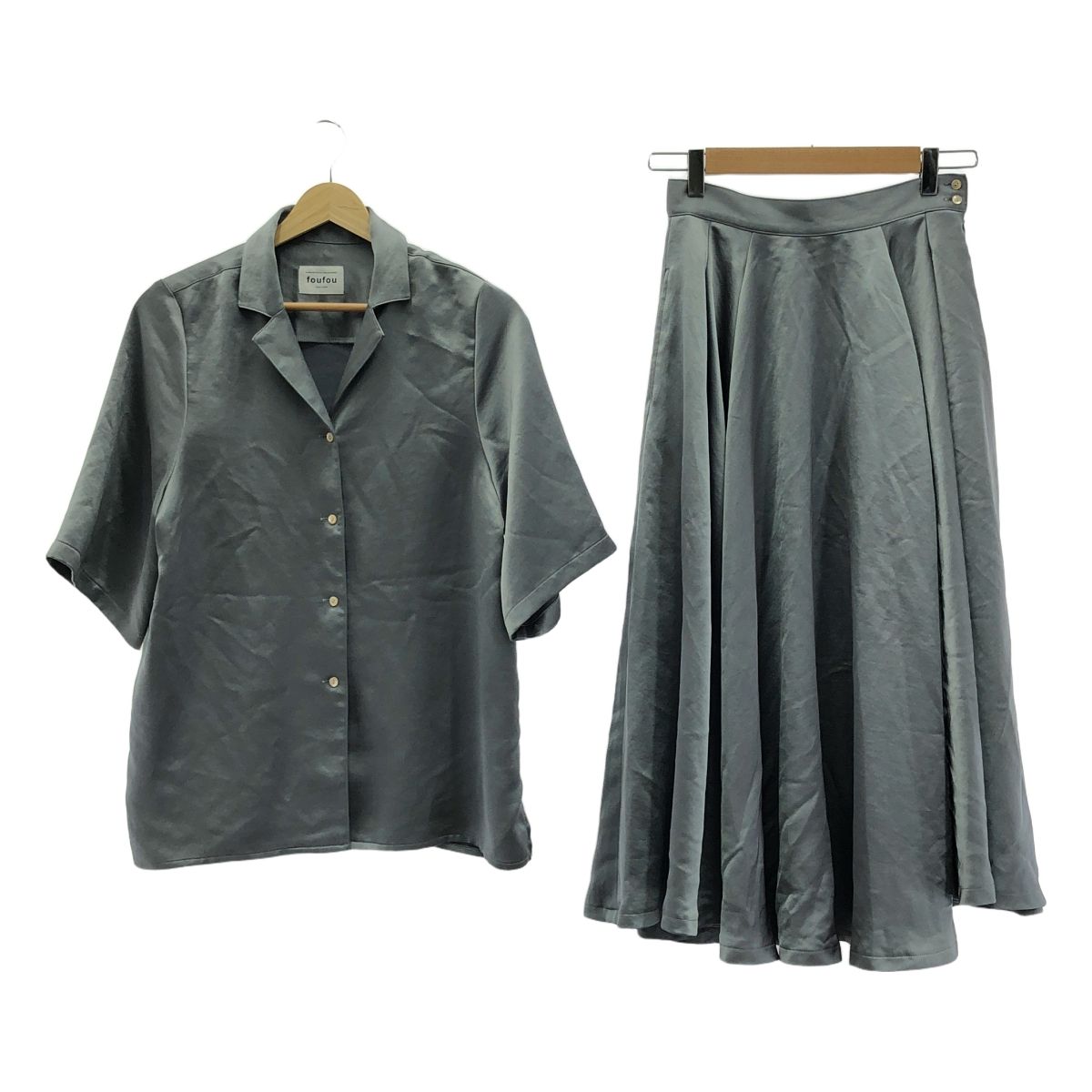 foufou / フーフー | open collar satin blouse / satin flair skirt  