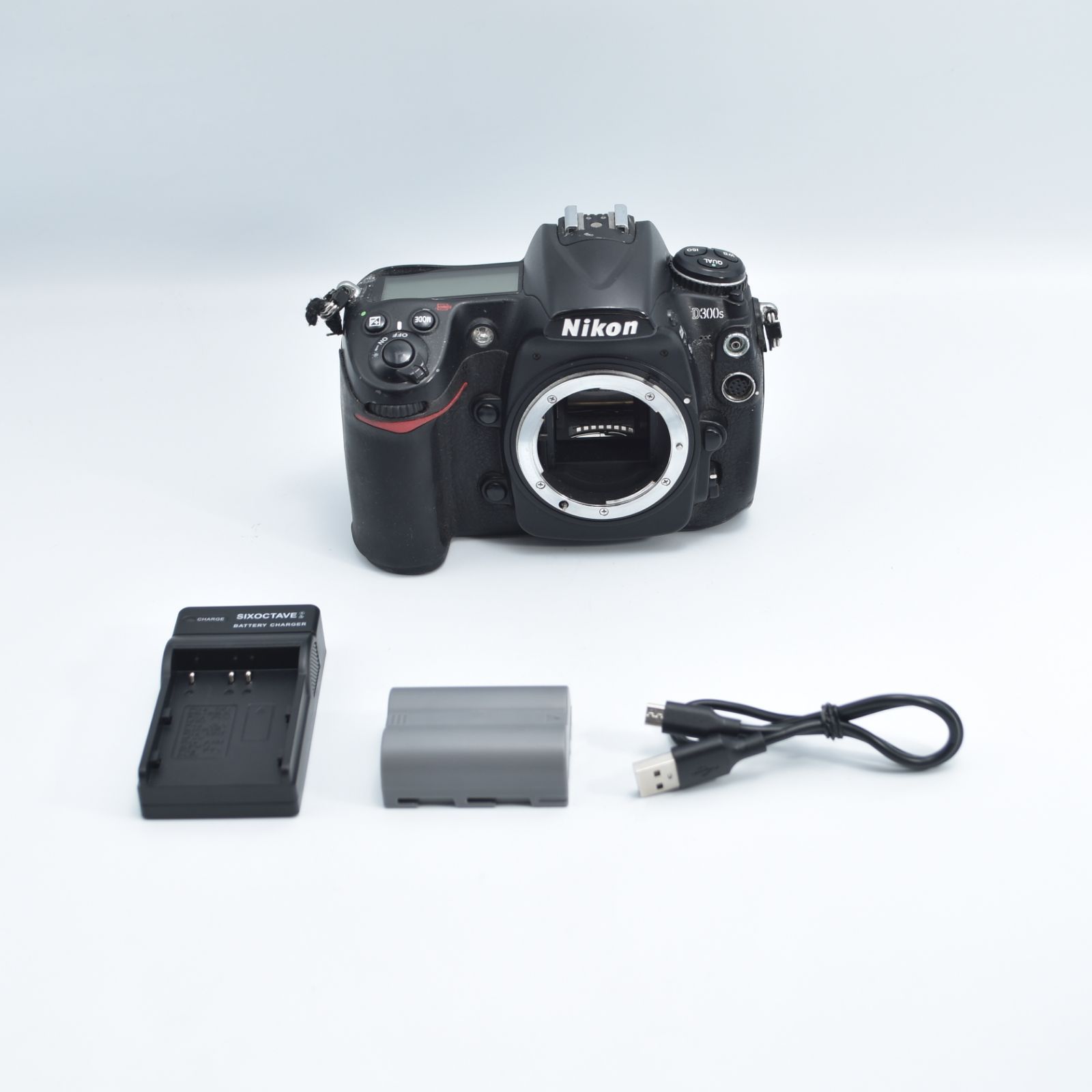 B 7524 Nikon デジタル一眼レフカメラ D300S ボディ D300S
