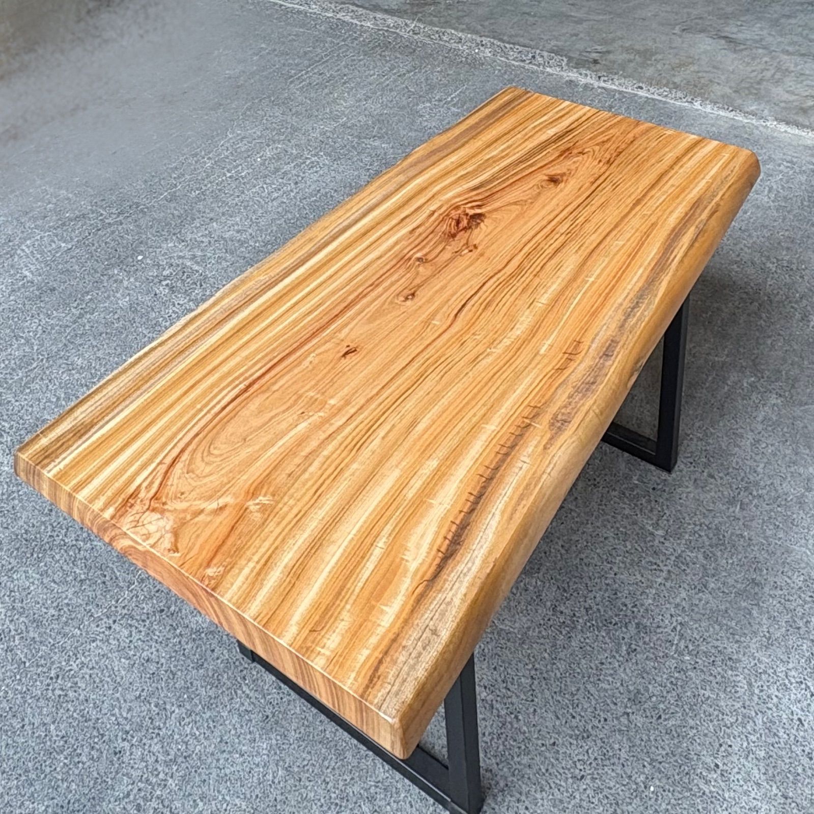 クス 一枚板 無垢材 DIY木材 天板 ダイニングテーブル カフェ