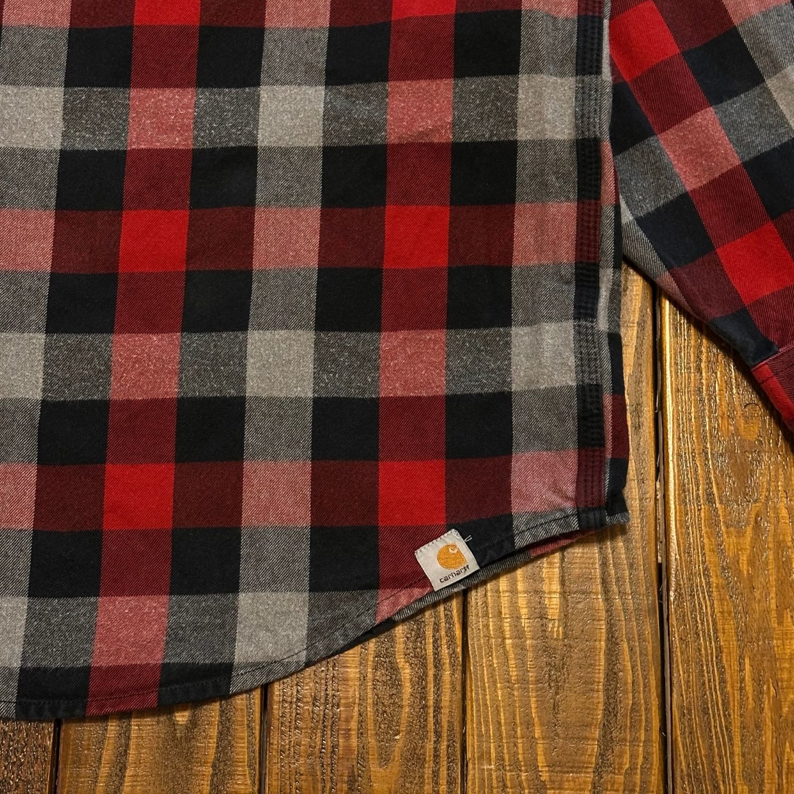 チェックネルシャツ