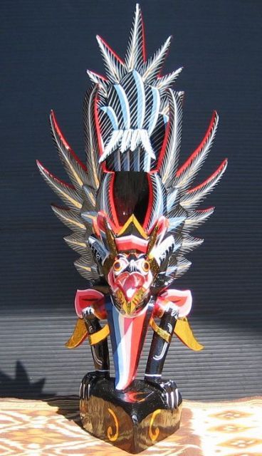 ガルーダ 木製 木彫り 置物 魔除け 神鳥　インドネシア　大型 ガルーダ 木製 木彫り 置物 魔除け 神鳥 インドネシア 大型