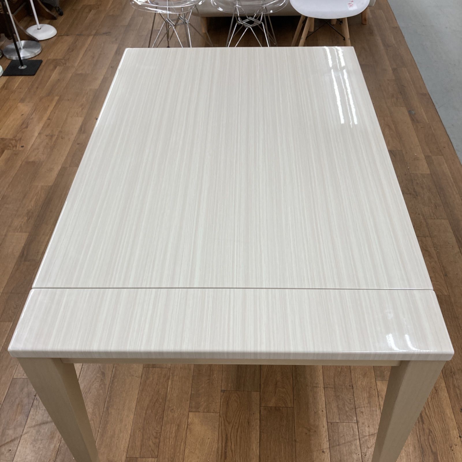 UV塗装鏡面仕上げ