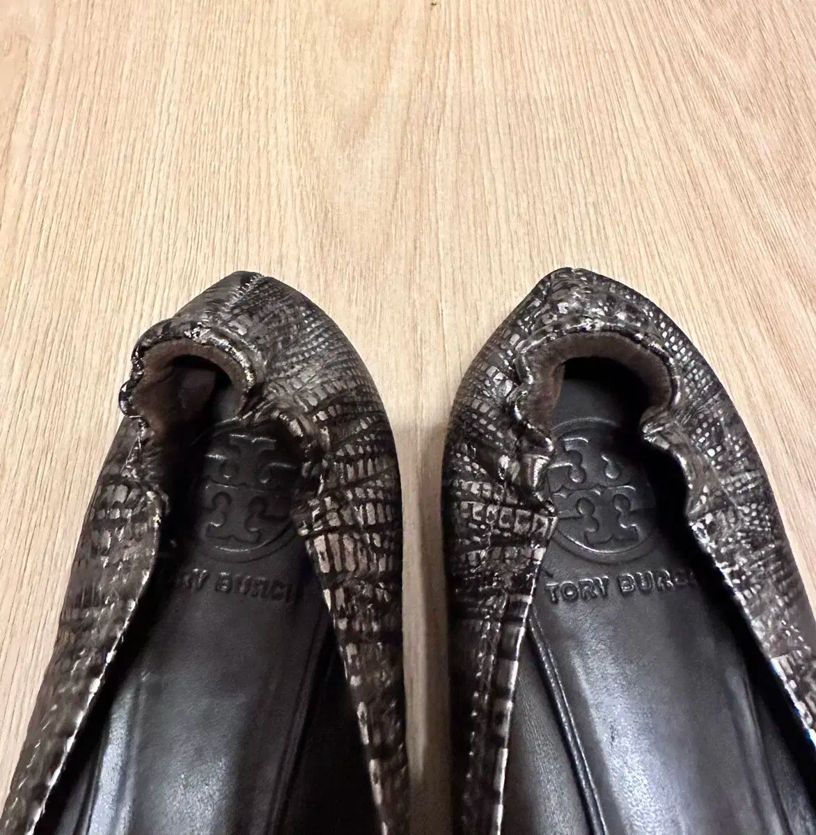 Tory Burch(トリーバーチ) フラットシューズ - メルカリ