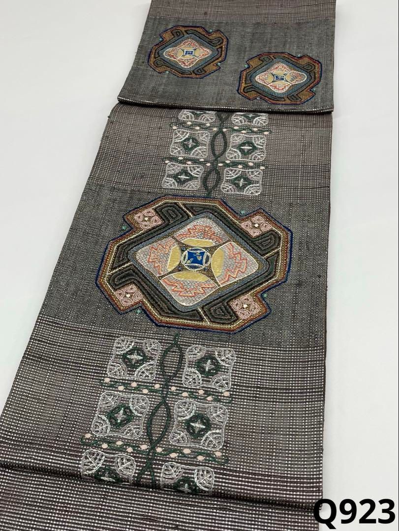 工芸的 刺し子 刺繍 袋帯 金彩 銀箔 正絹 お太鼓柄 - メルカリ