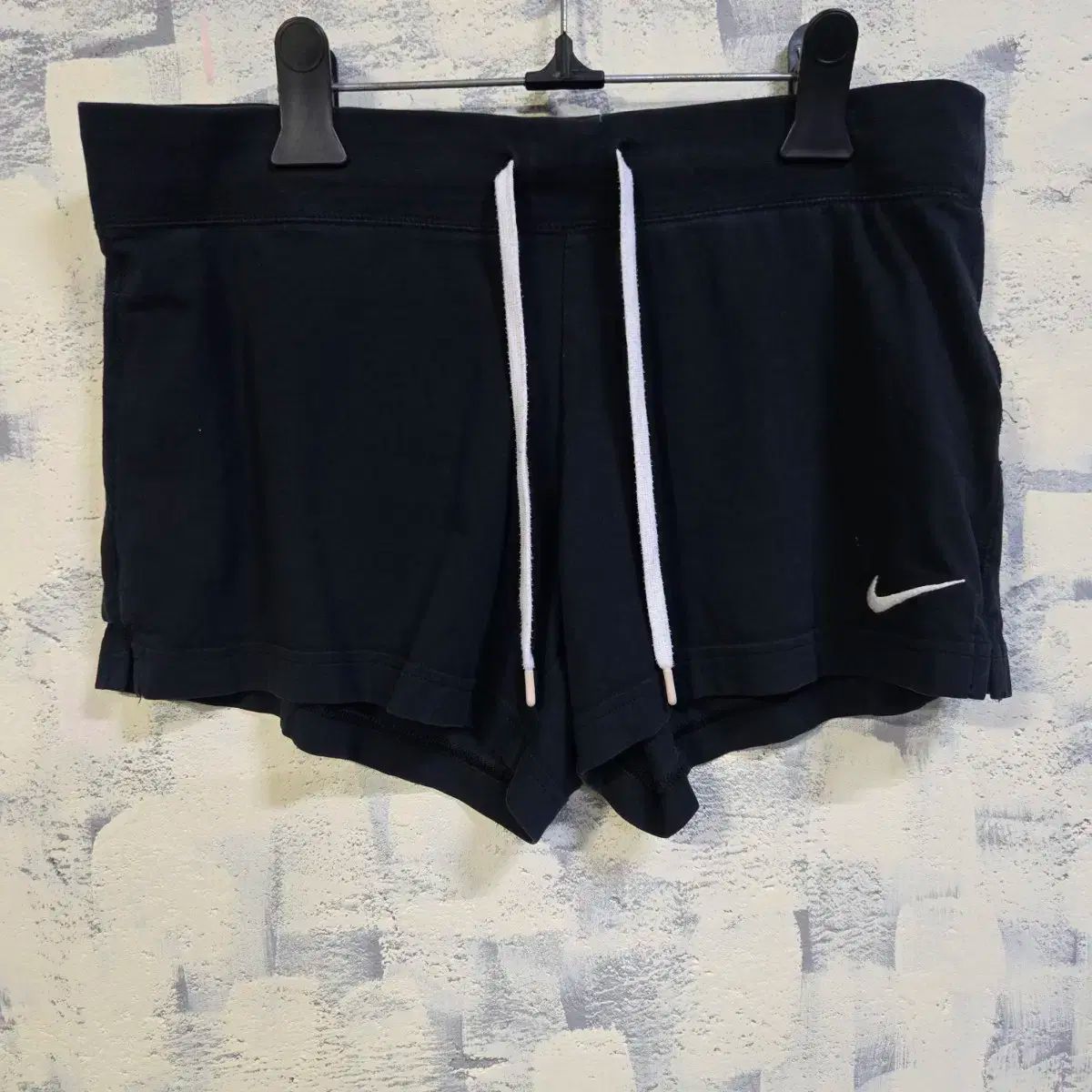 NIKE(ナイキ) スウッシュ ショートパンツ M - メルカリ