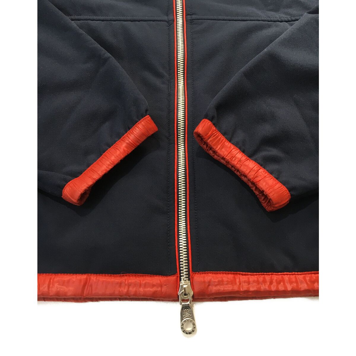 美品 マークアンドロナ ゴルフウェア 中綿ブルゾン 48 赤×紺 撥水 防寒