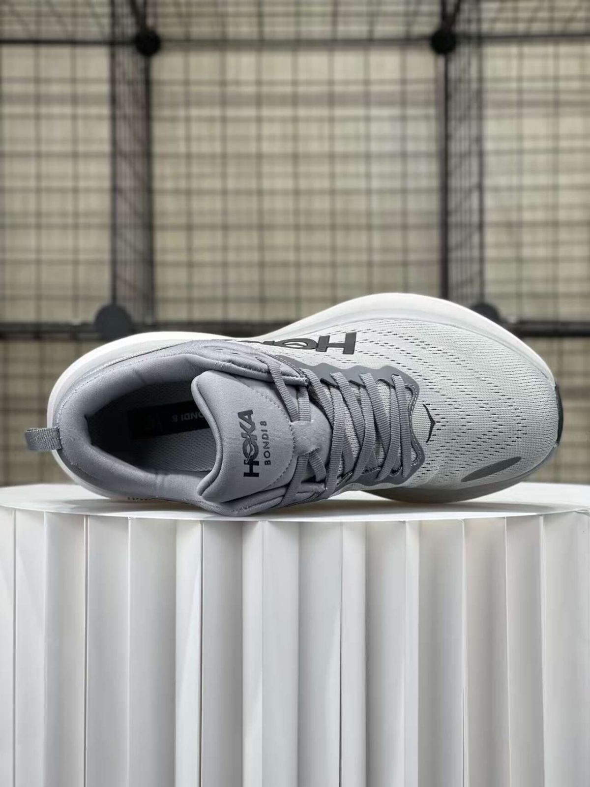 ボンダイ８ Hoka