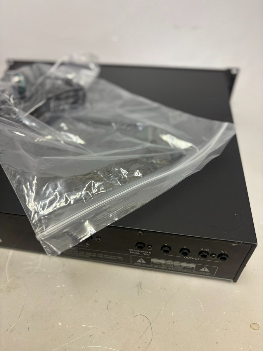 電源ケーブル付属