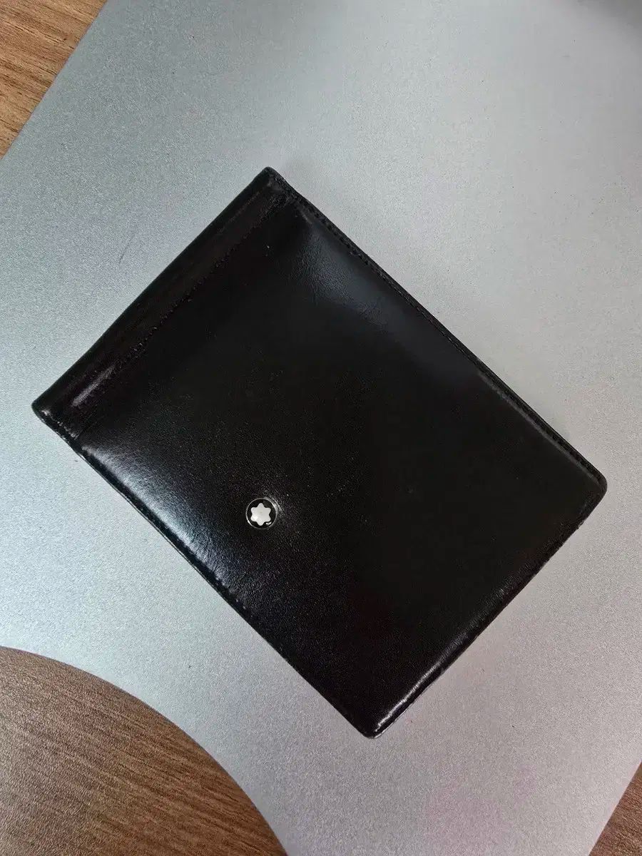 正規 モンブラン レザーマネークリップ紺 財布 ペーパーウォレット カードケース 正規 モンブラン レザーマネークリップ紺 財布 ペーパーウォレット