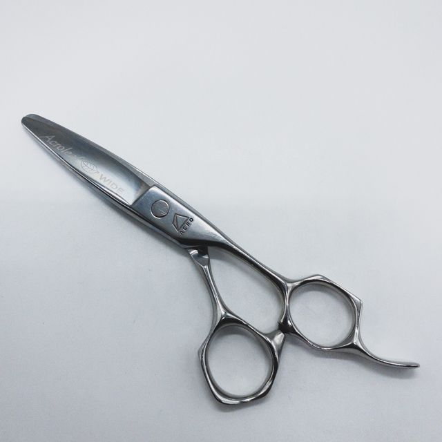 ミズタニシザーズ ミズタニシザーMIZUTANI SCISSORS】Acroleaf WIDE K-Medium スライド シザー オフセット 理容  美容ハサミ 美容師 理容師 右利き 5.5インチ 中古 sc1322 - メルカリ