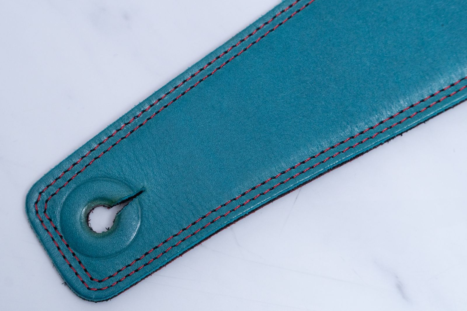Straps |