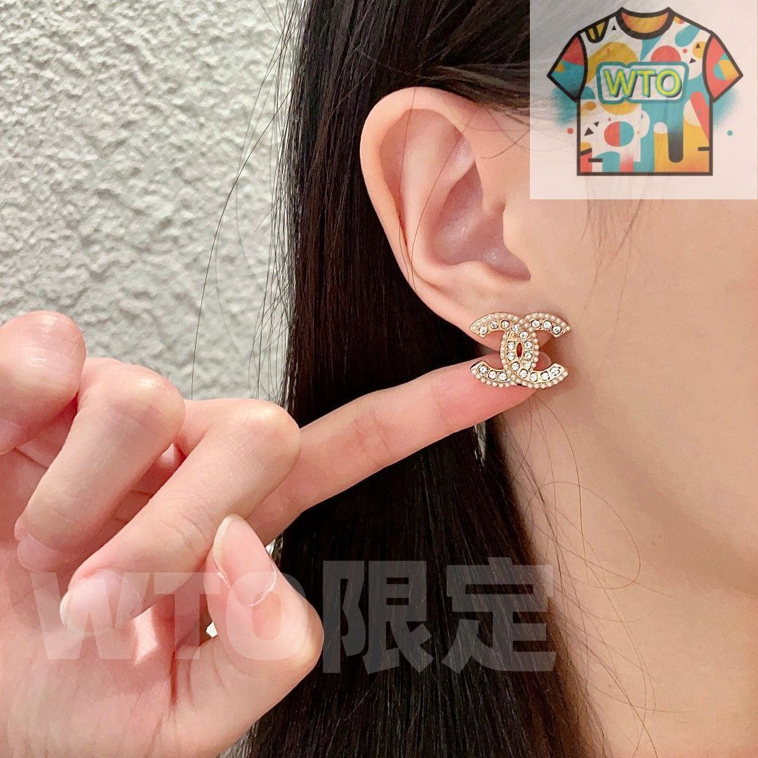 今日WTO】Chanel ヴィンテージ アルファベットピアス 送料無料で