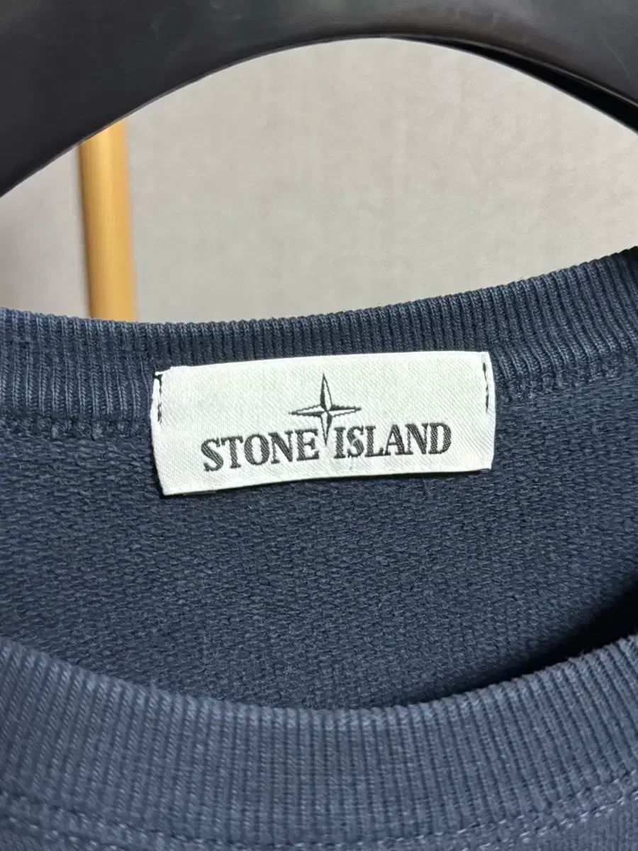 STONE ISLAND