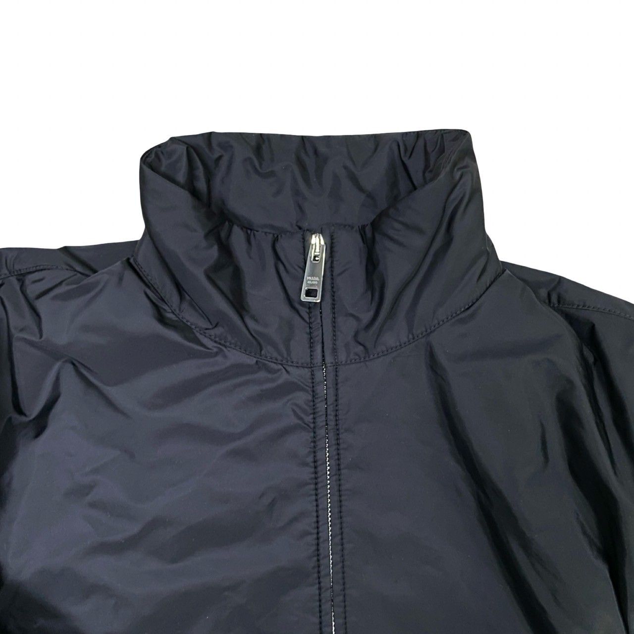 PRADA プラダ 三角ロゴ 金具 ポリエステル ポリアミド ナイロンジャケット メンズ 48サイズ アウター ブラック 黒 32260 KANDAIZUMI_COM