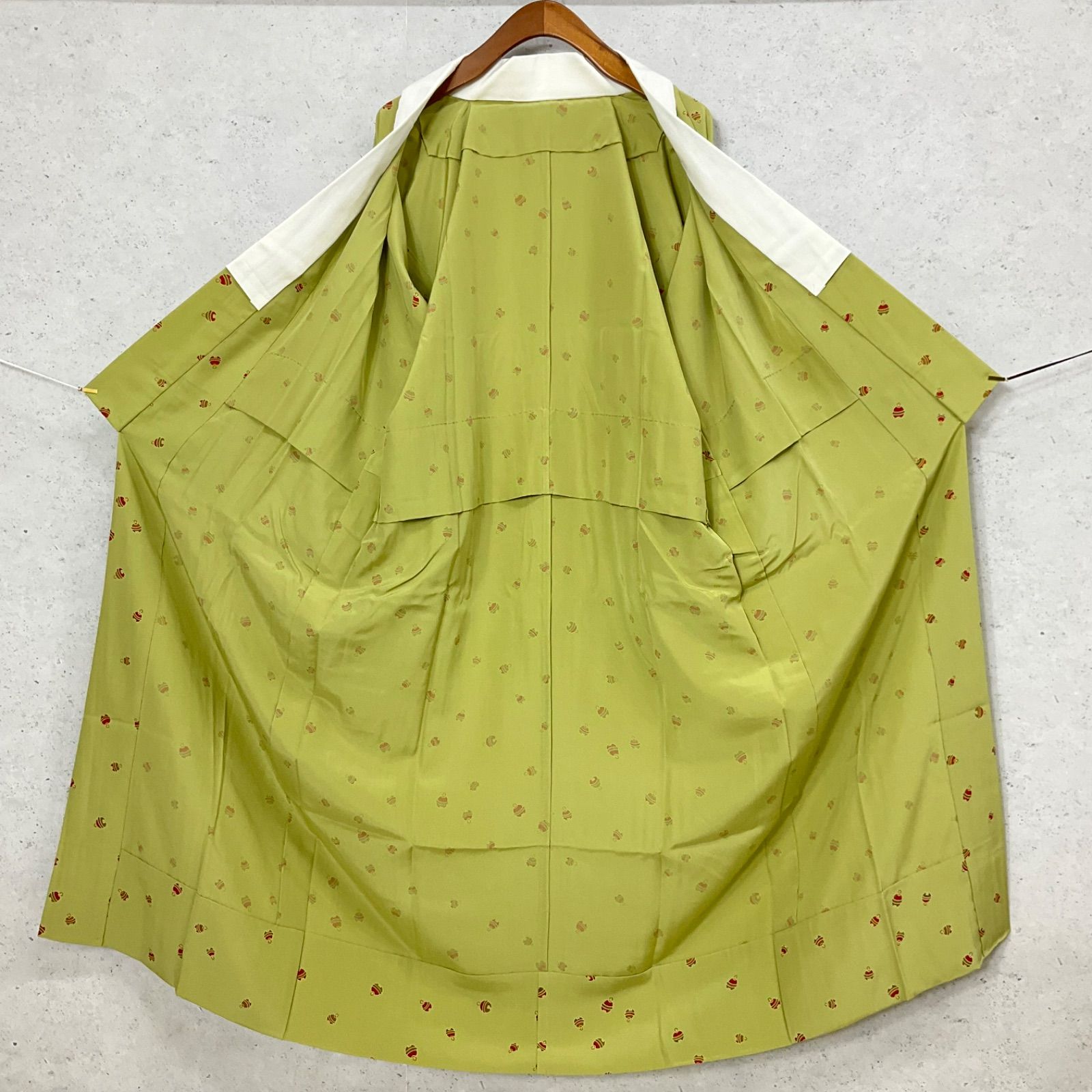 one◆ 同然◆長襦袢◆仕付け糸付き◆単衣◆白半衿付◆正絹◆抹茶色◆鈴◆裄64肩丈123◆小紋紬附下訪問着留袖袷単衣夏着物◆K1146