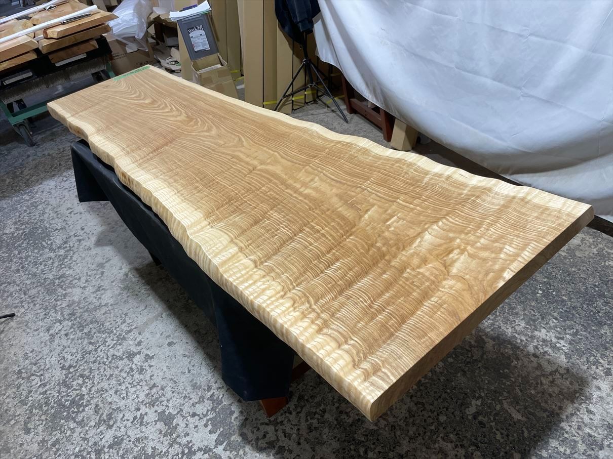 欅テーブル 欅（ケヤキ） 一枚板 ダイニングテーブル／2070mm 【A8484】 | 【一枚