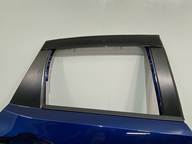 ノート/NOTE E13/SNE13 純正 右 リア ドア バイザー付 オーロラフレア