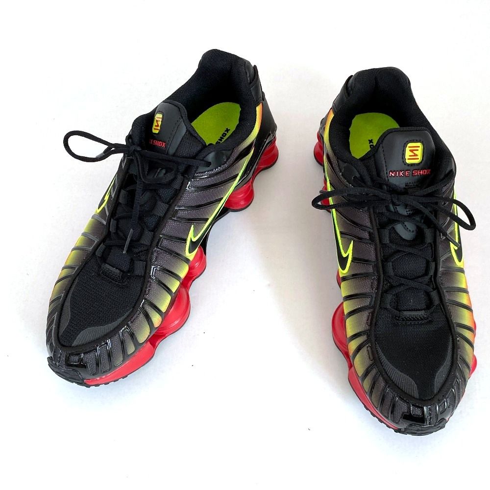 03w20678 Nike Women's Shox TL Black and Volt ナイキ 03w20678 Nike Women's Shox TL Black and Volt ナイキ