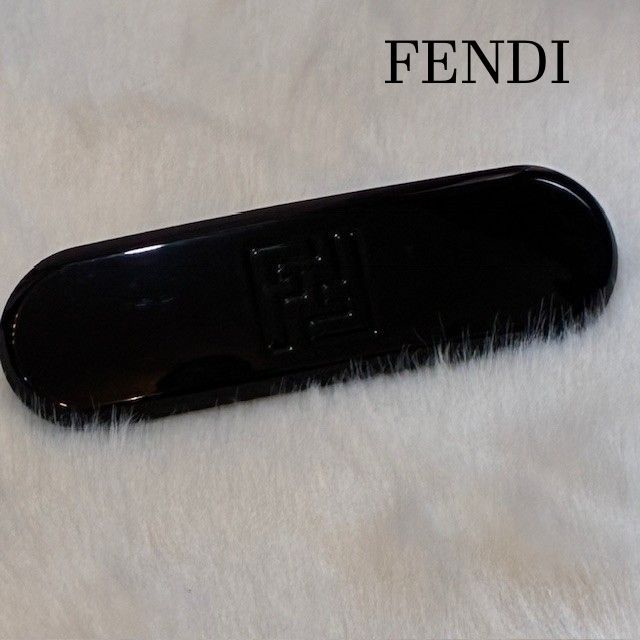 フェンディ FENDI FFズッカ バレッタ ヘアクリップ