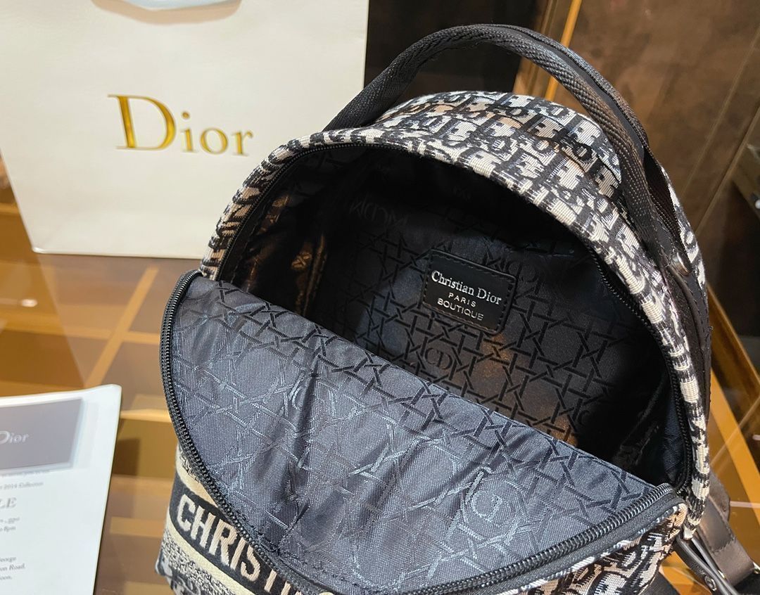 希少　クリスチャンディオールバック 希少 Christian Dior クリスチャンディオール バックパック