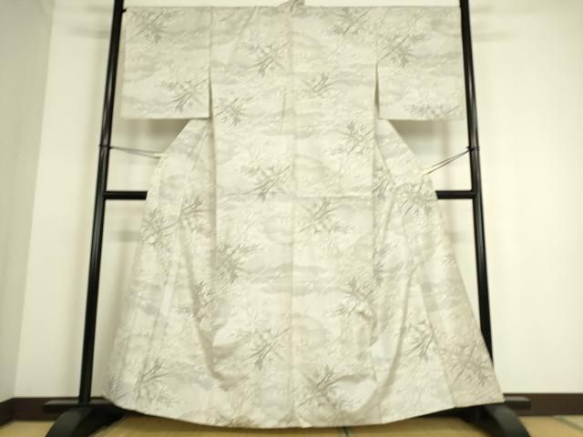 平和屋着物▽本場大島紬　白大島　単衣　雲取り枝葉文　120亀甲　正絹　逸品　DAAS0263az 平和屋着物▽本場大島紬 白大島 単衣 雲取り枝葉文 120亀甲