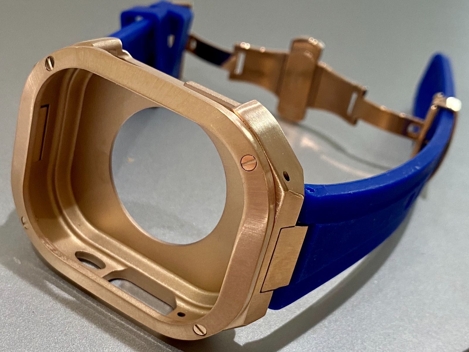 ローズゴールド×ブルー アップルウォッチバンド ラバーベルト カバー ステンレス Apple Watch ケース 49mm ウルトラ ultra スポーツ メンズ レディース キラキラ