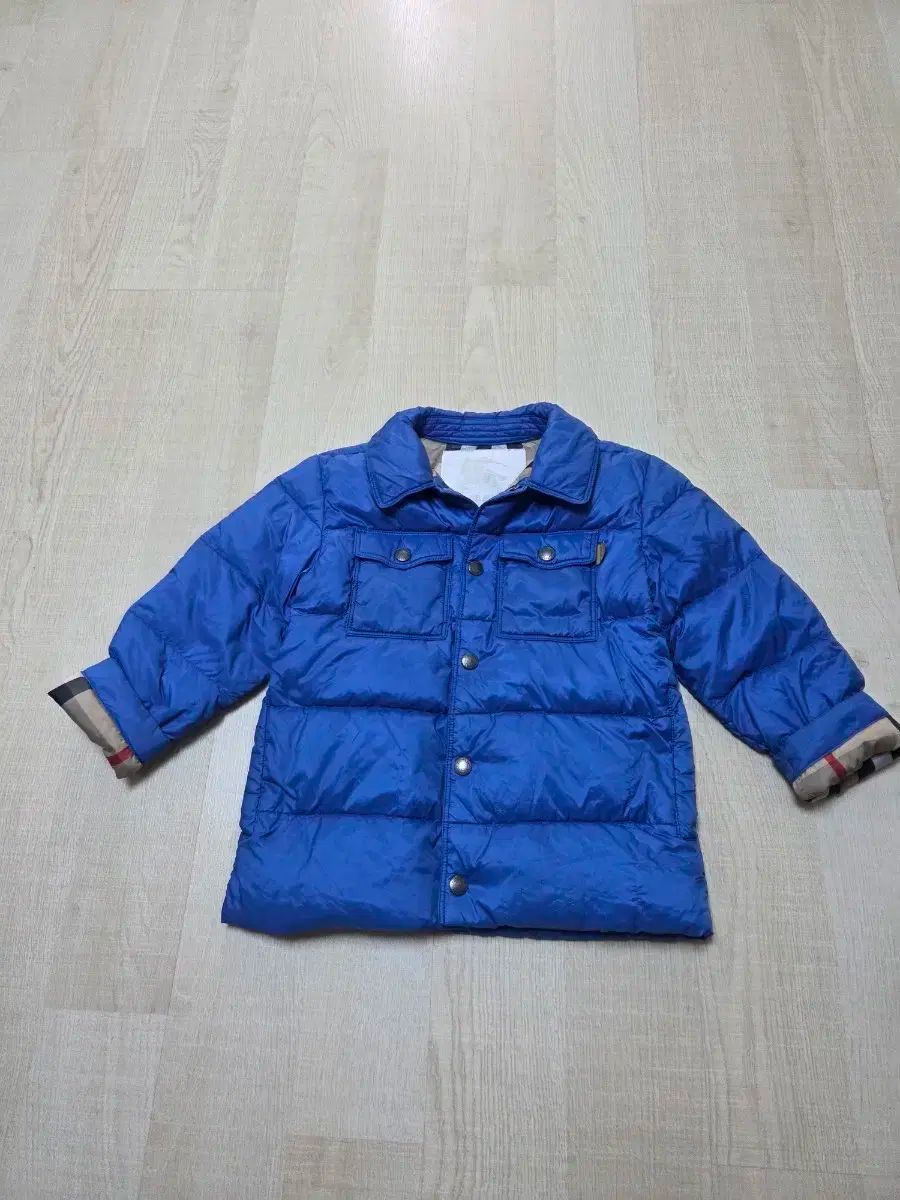 4Y Burberry Kids バーバリーキッズ ダウン
