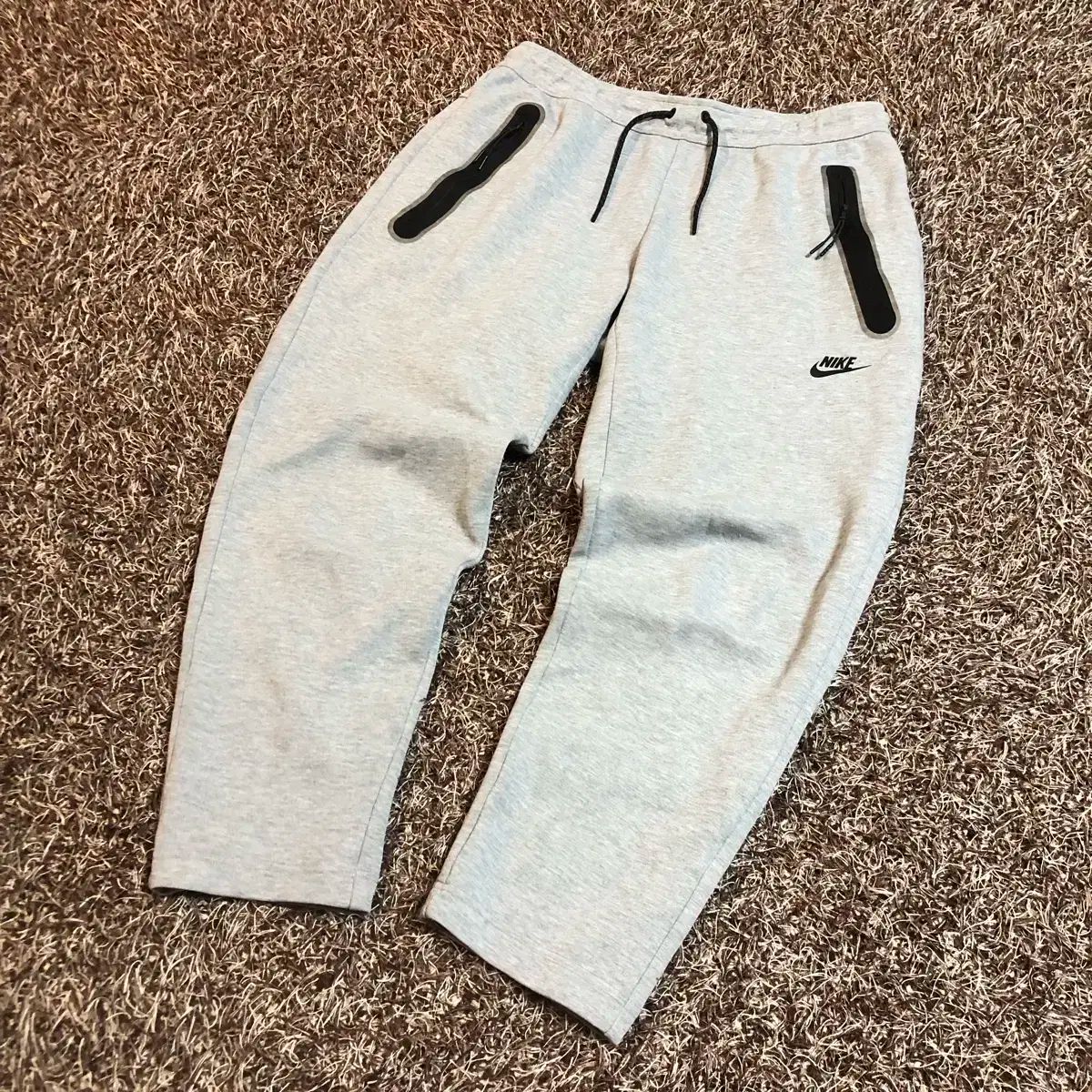 NIKE テックフリースジョガーパンツ 品番805163-063 メンズSサイズ グレー 国内正規品 nike テックフリース ジョガーパンツ 805163の通販