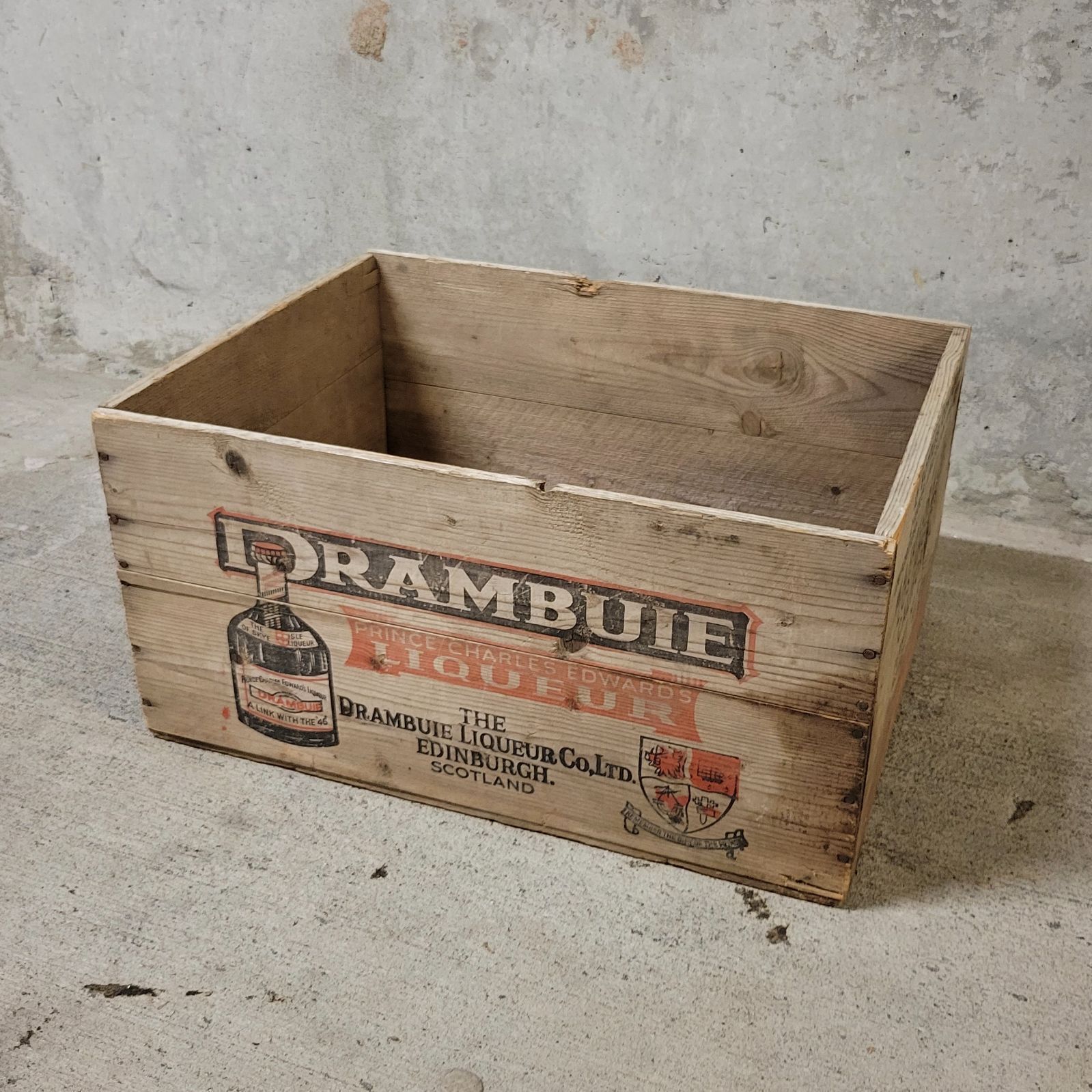 【ウッドボックス】ビンテージ ウッドボックス ウッドクレート 木箱 ギフト用  Drambuie  スコットランド