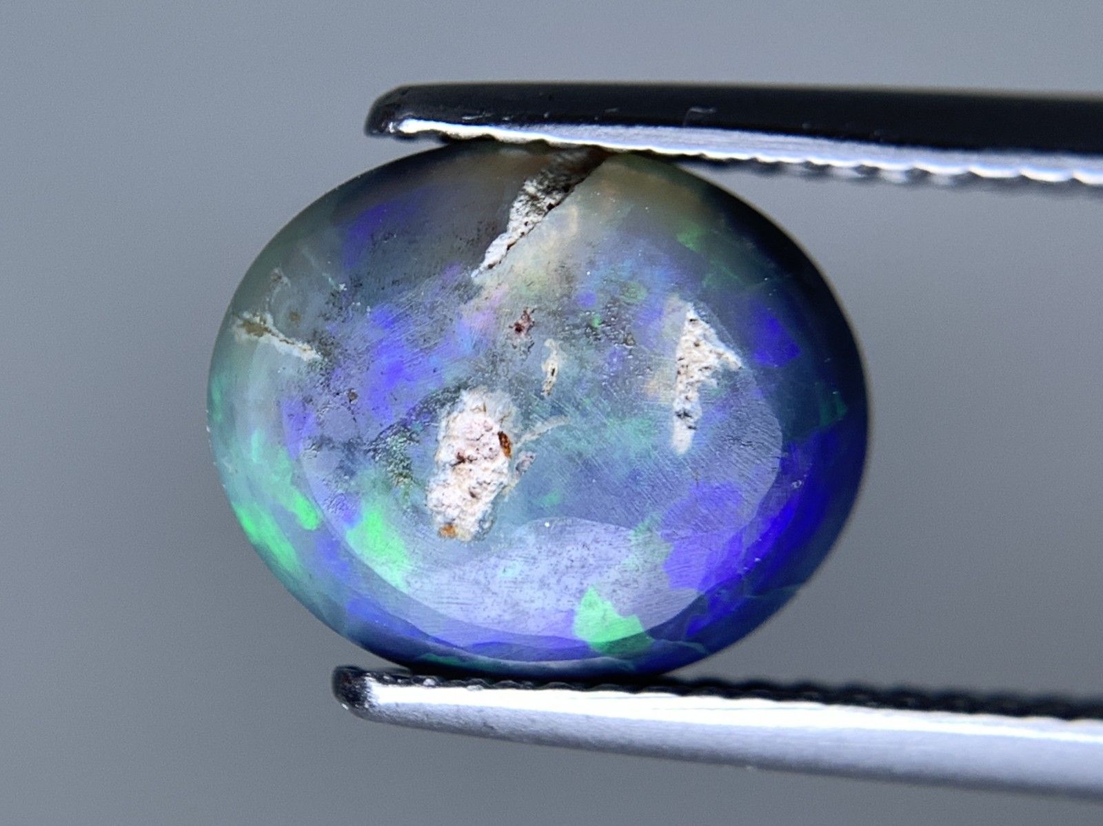 ブラックオパール 天然 3.305ct 宝石ソーティング付き 11.0㎜×9.3㎜×5.0㎜ ルース 裸石 7101Y NEXPOTALLINN_EU