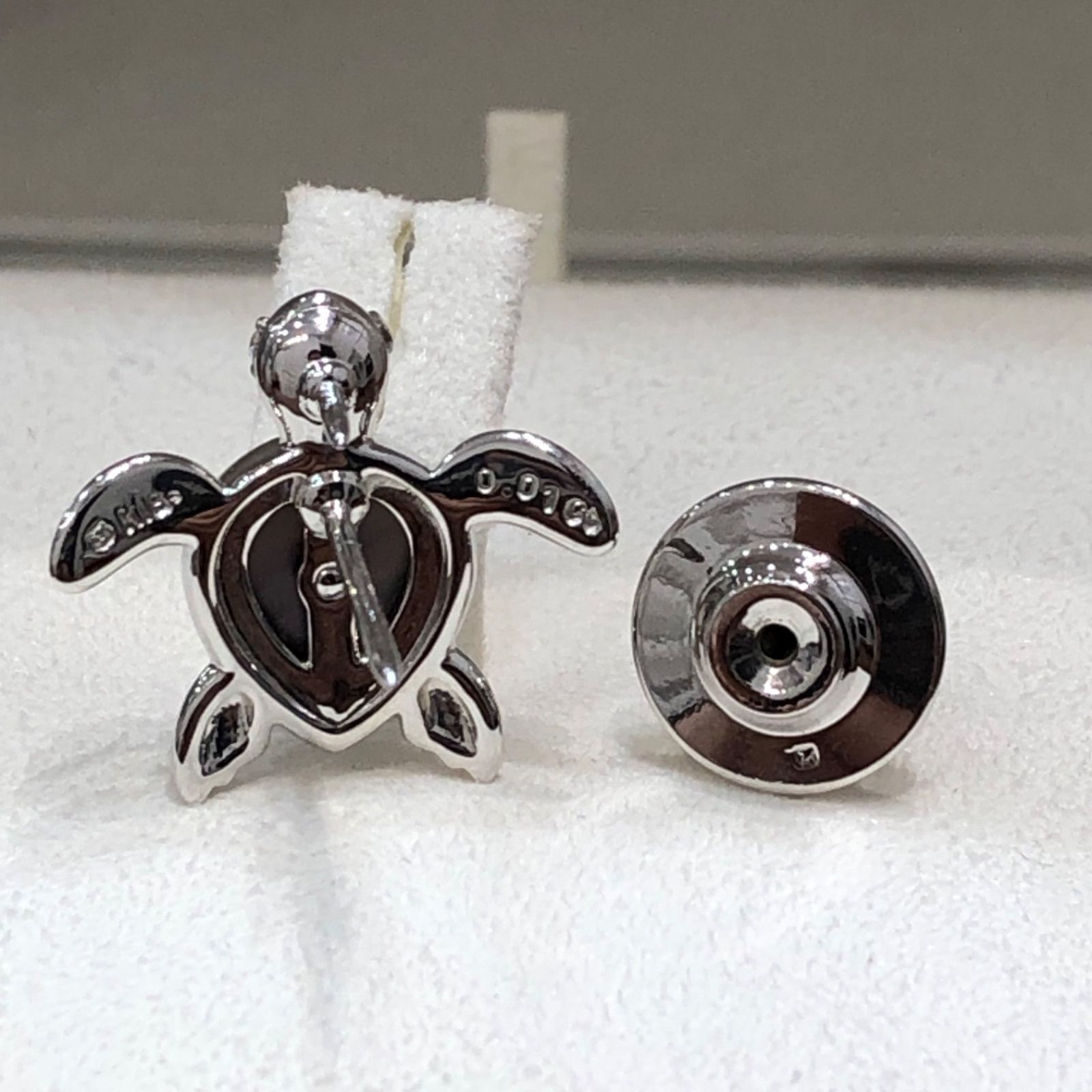 美品】MIKIMOTO ミキモト K18 ピクウェ 黒蝶貝 ダイヤモンド カメ 亀