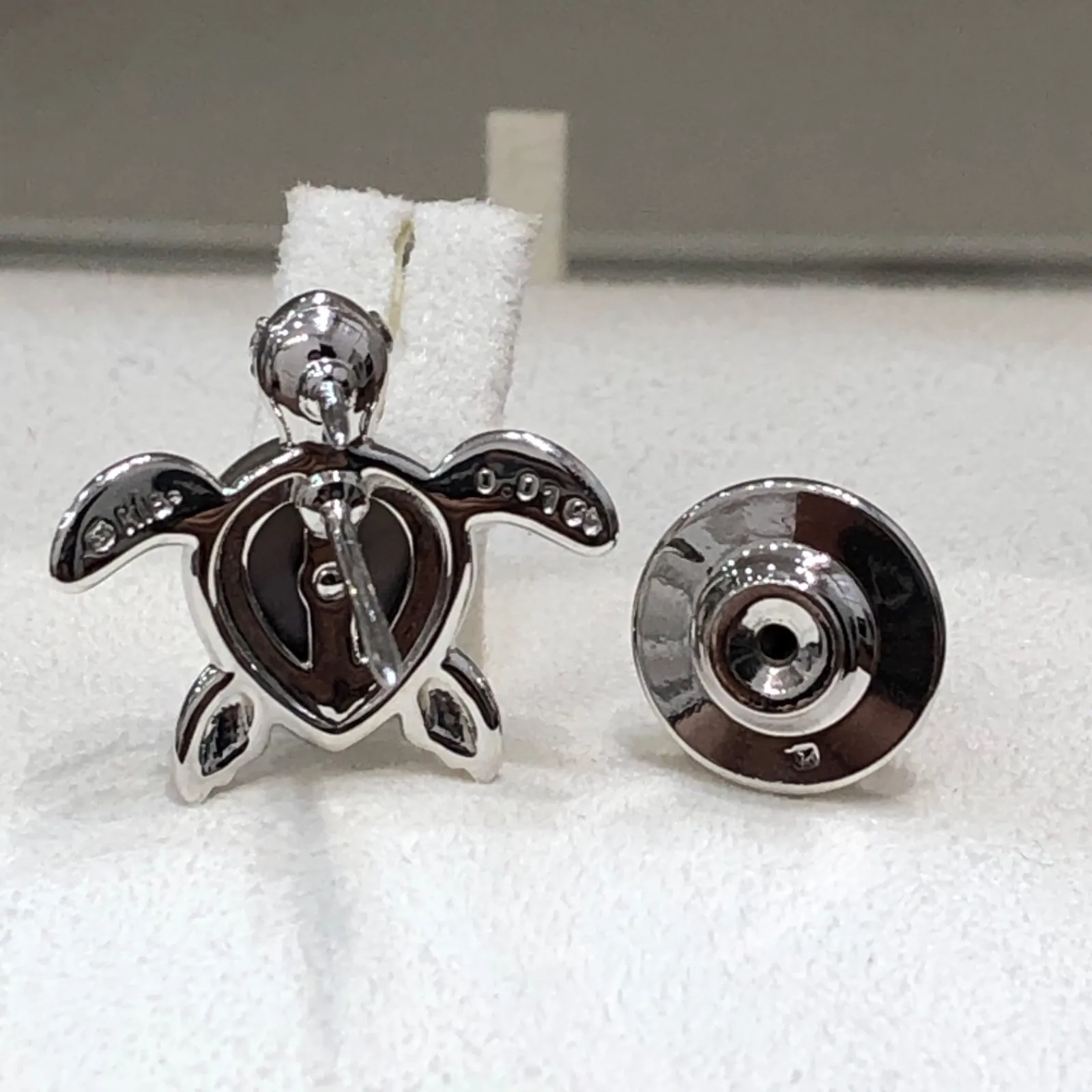 美品】MIKIMOTO ミキモト K18 ピクウェ 黒蝶貝 ダイヤモンド