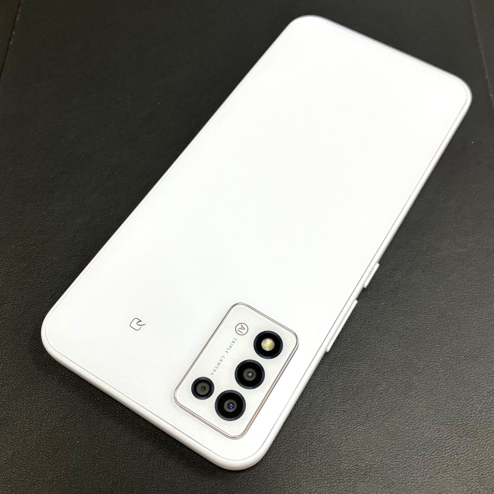 美品⭐️きれいです】トリプルレンズ Libero 5G III A202ZT