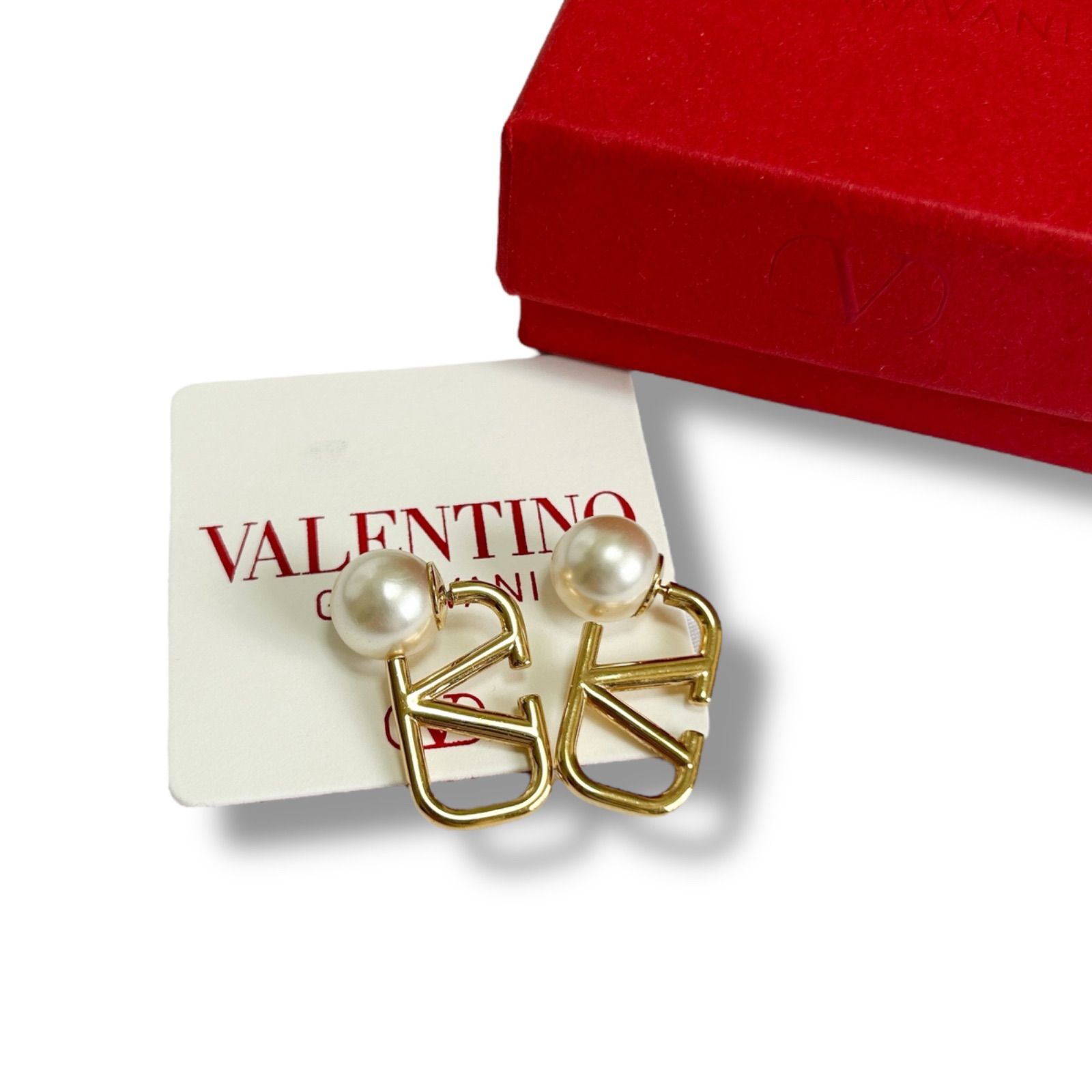 VALENTINO ピアス 両耳用 VALENTINO - キラキラ！両耳用 VALENTINO V 