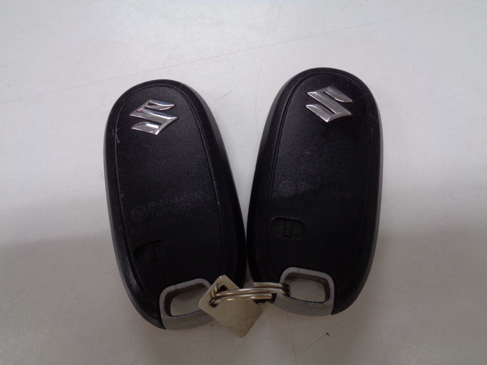 スズキ スマートキー キーレス 007-AA0080 TWB1J723 3ボタン 2個セット