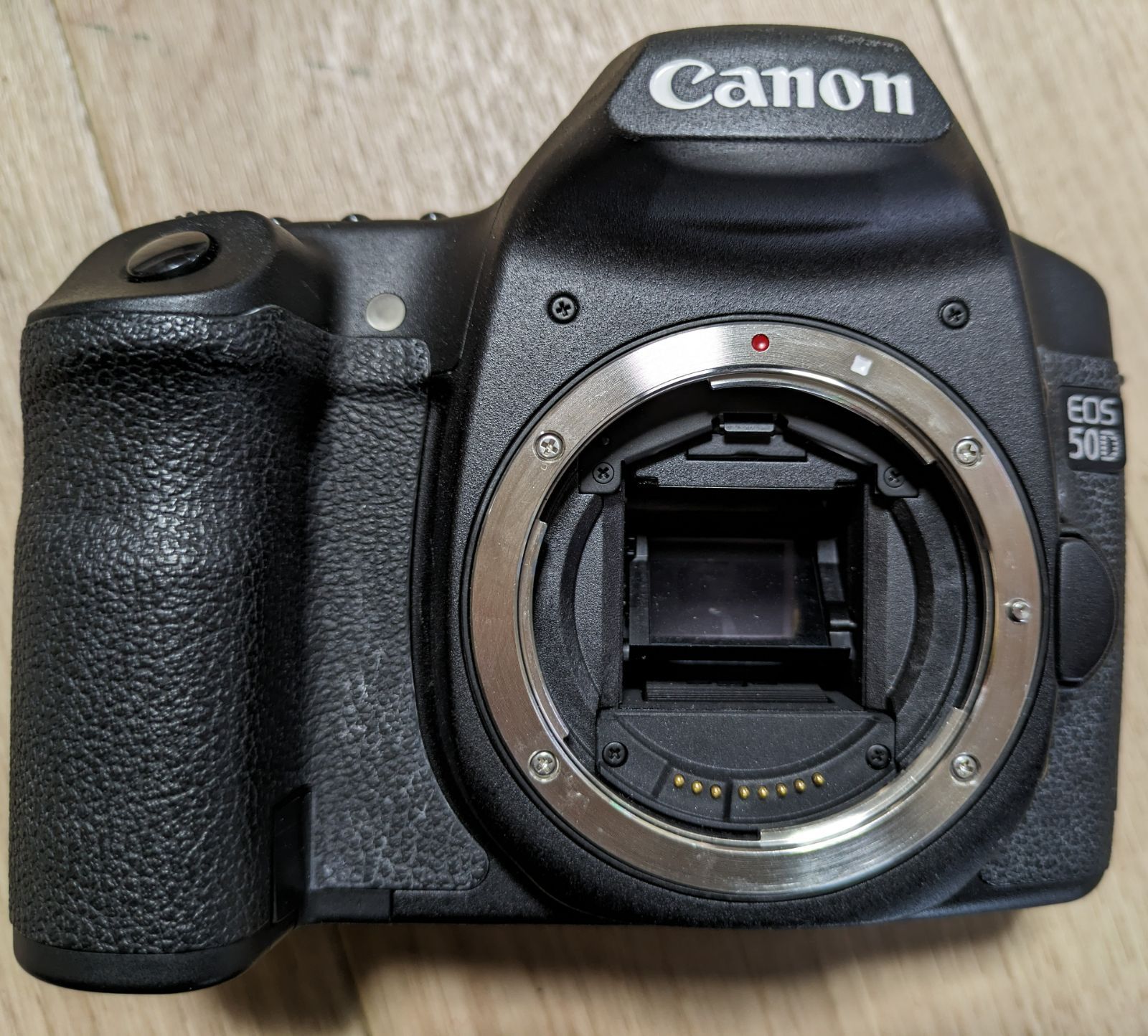 Canon eos 50d ボディ（ジャンク]canon キャノン EOS 50D ボディ
