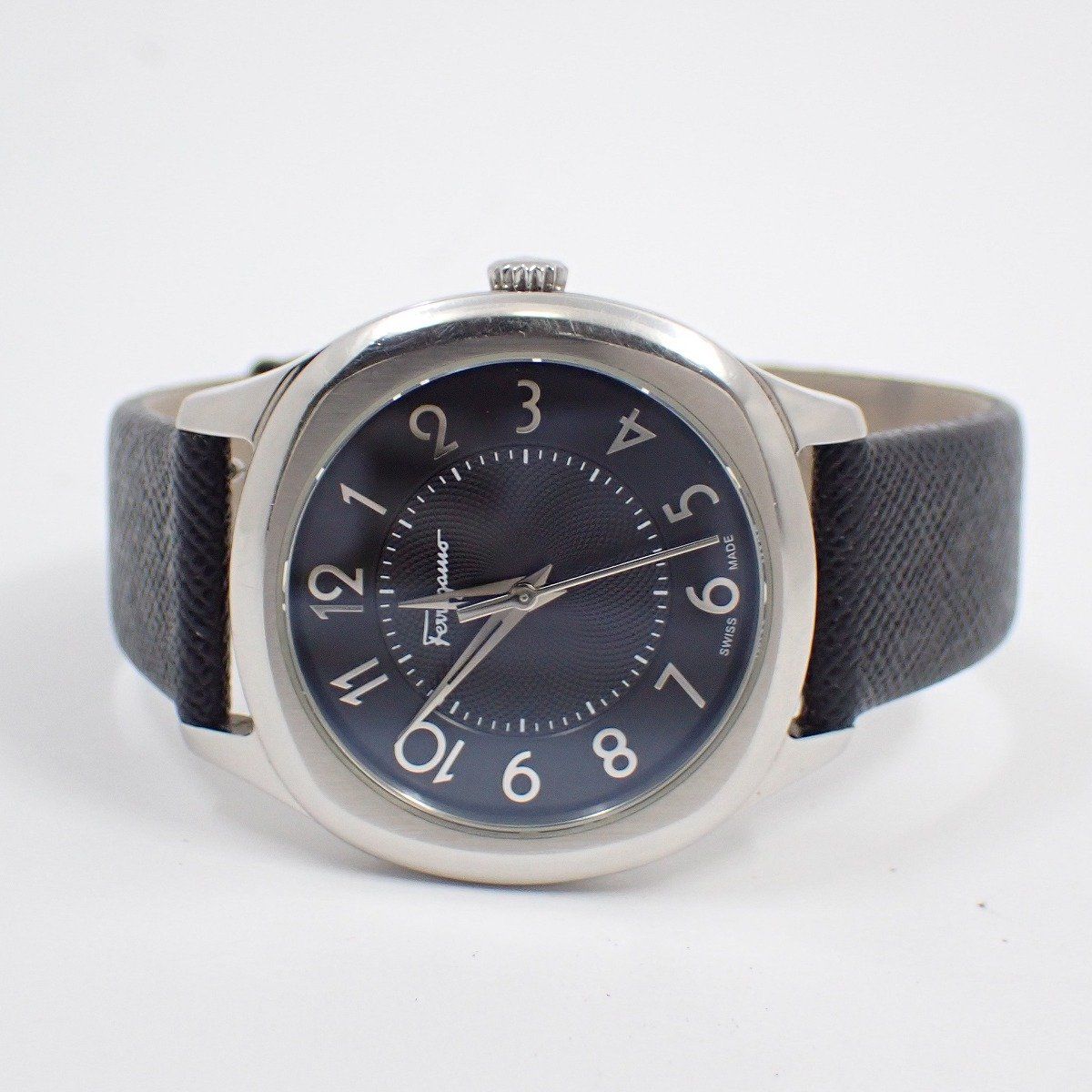 フェラガモ F-42 クォーツ ボーイズ 腕時計 黒文字盤 純正革ベルト いおき質店