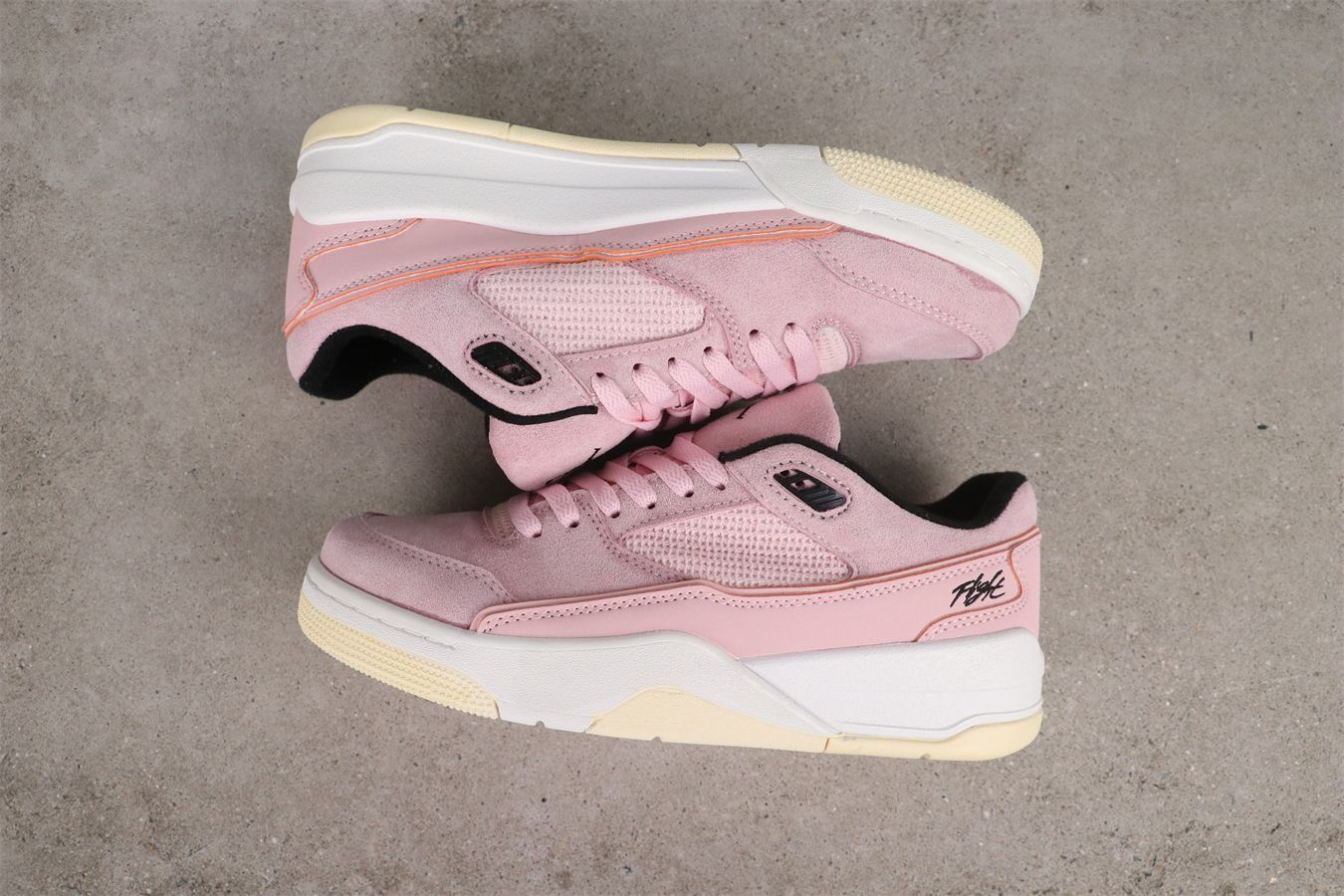 ナイキ　DH0253 ピンク Amazon | [ナイキ] ダンク ロー SE W DUNK LOW SE ライトソフト