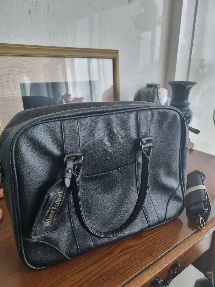 (新品、未使用) ジョニーウォーカー ブルーラベル ノートパソコン 書類 ビジネスバッグ