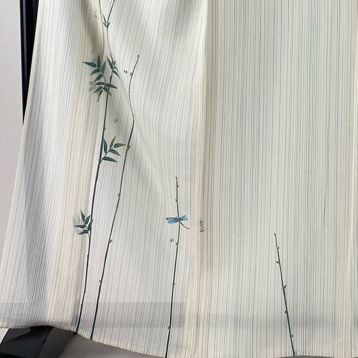 付下げ 身丈162.5cm 裄丈68cm L 薄物 絽 トンボ 葉柄 銀糸 クリーム 正絹 秀品