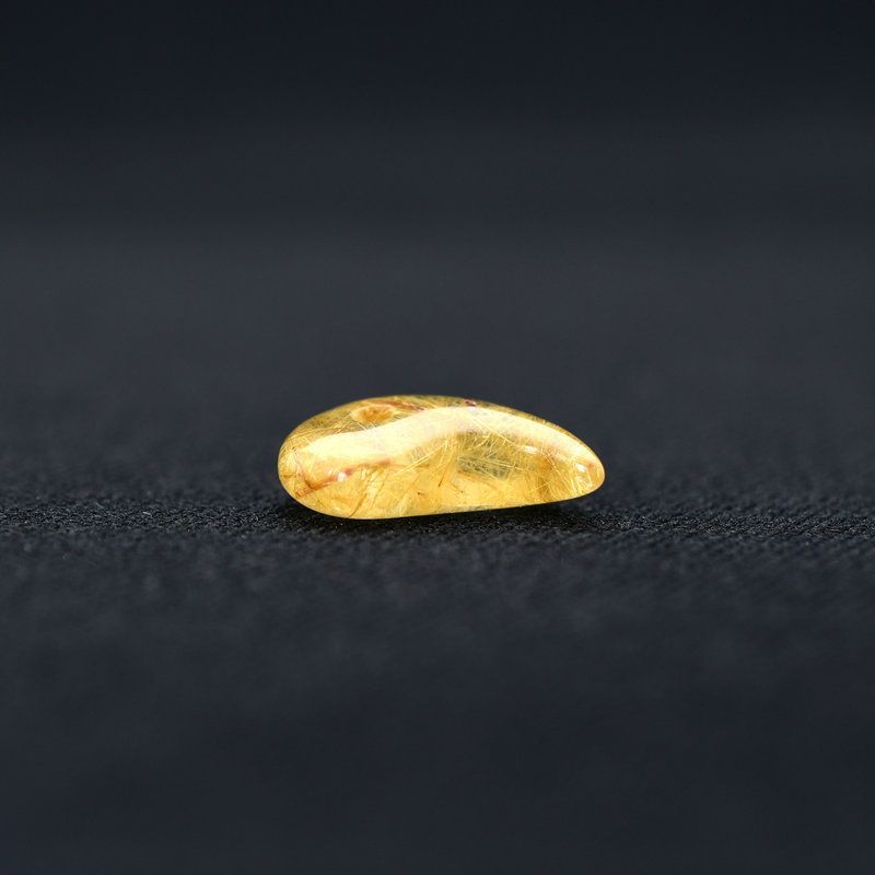 繊細な金針の美しさが煌めく 人気 勾玉 ゴールド ルチル クォーツ KMr53 お守り効果 力が宿る パワーストーン 成功運 金運 運気アップ プレゼント 守護石 京海堂 天然石の卸 京の蔵 NEXPOTALLINN_EU